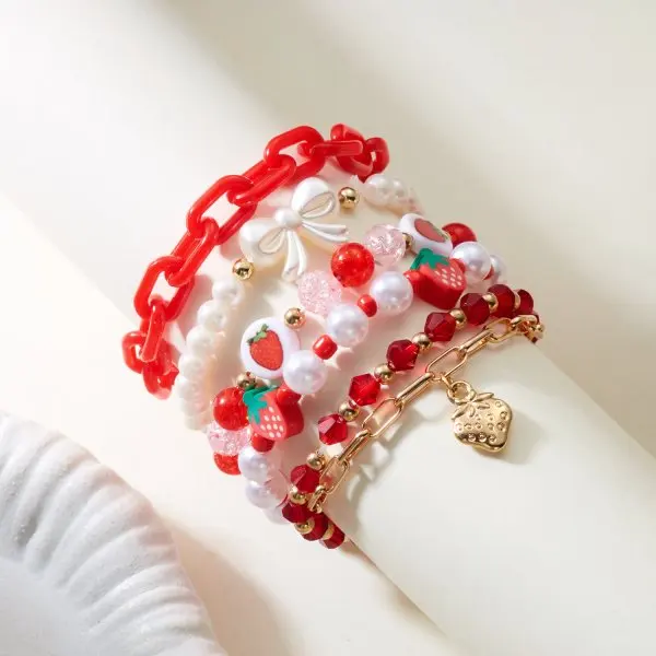 Chic Red Strawberry & Cherry Heart Pearl Charm Bracelet - Y2K Inspired Gold Chain Jewelry