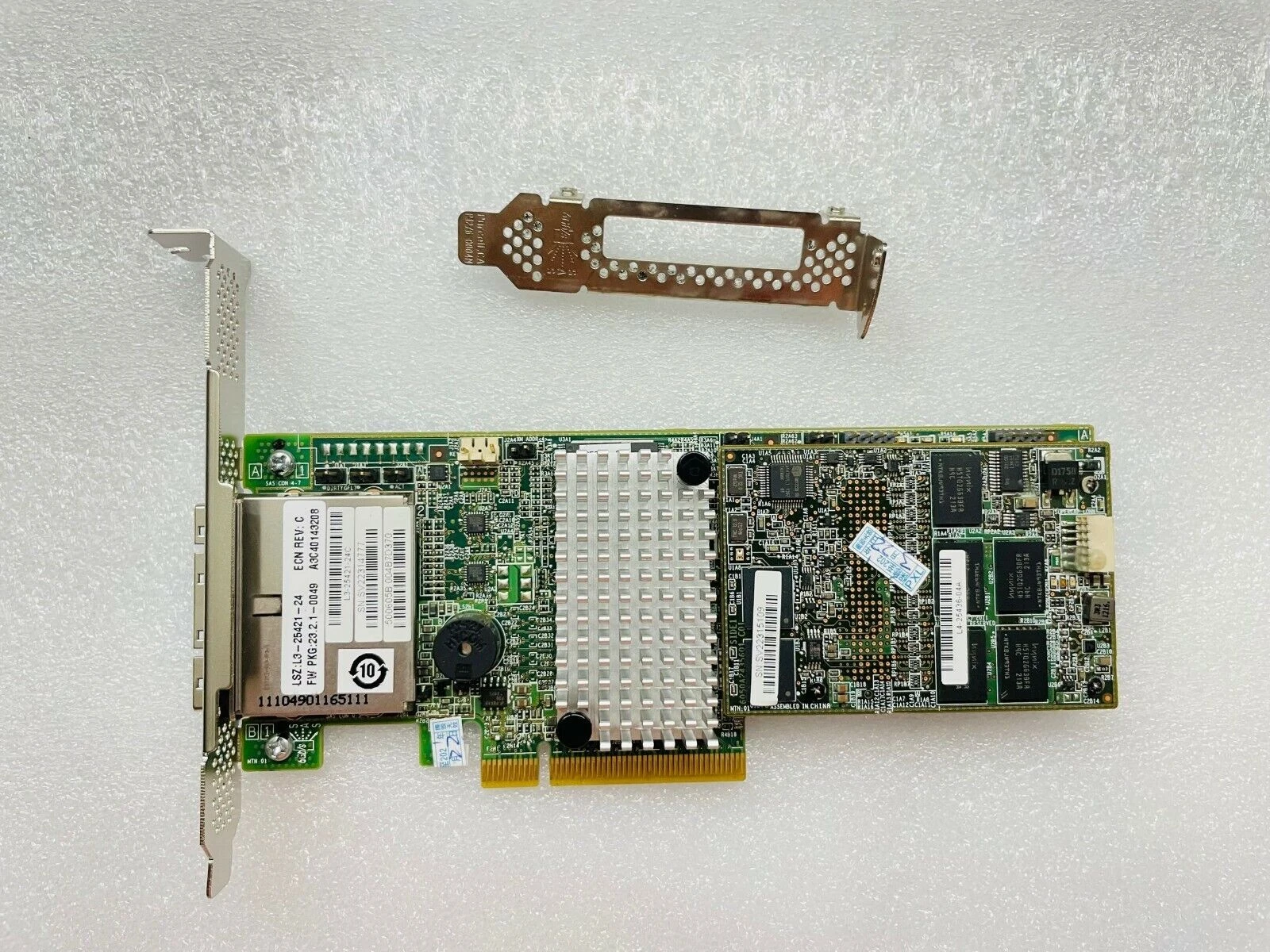 LSI MegaRAID LSI00298 9285CV 8e PCI Express 2.0 x8 SATA / SAS RAID