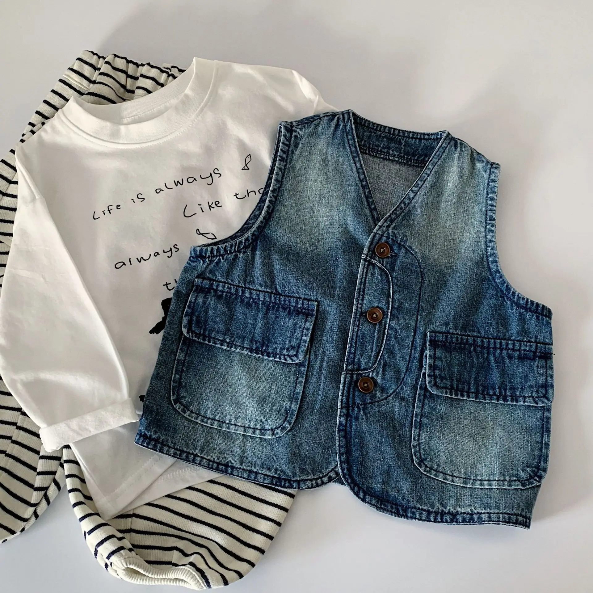남아 조끼 2026 신상 아동복 한국 스타일 남녀공용 패션 워싱 캐주얼 디자인 카우보이 조끼 심플