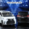 1:24 Lexus LM300 MPV Alloy Car Model Diecast Metal Vehicles Car Model High Simulation Sound and Light Children Toy Gift With Key 3