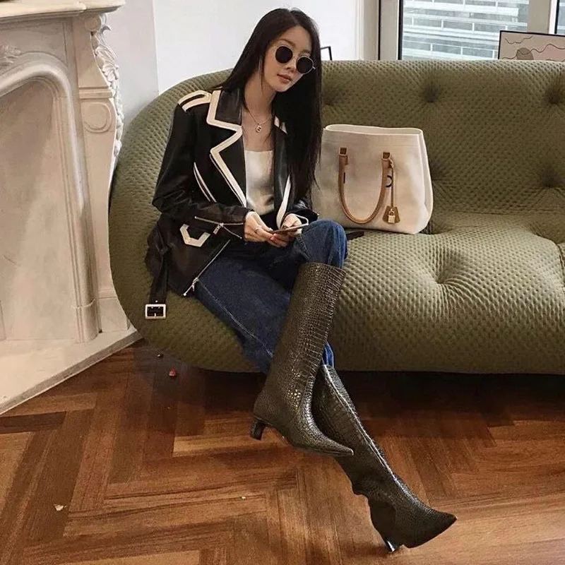 

Женская куртка из натуральной овечьей кожи, мотоциклетная куртка с заклепками, пальто из натуральной кожи с отложным воротником, TF4773, 2023