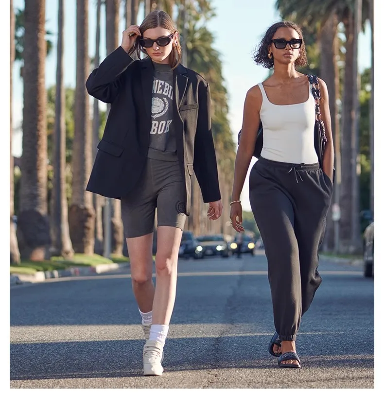 

Женские свитшоты в стиле ретро, свитшоты с принтом потертых букв, пуловер с коротким рукавом и круглым вырезом, топы, лето-осень 2024