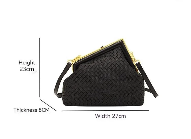 Schulter Tasche 2023 Sommer Neue Beliebte Woven Clip Mode Umhängetasche Hohe Qualität Hand Tragen Kleine Quadratische Tasche_voghion.com