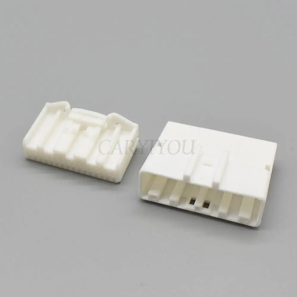 Description Picture 4 of item1 Set 32 Pin Automotive Navigation Central Control Instrument Electrical Wire Sockets Auto Car Connectors 1318747-1 1476799-1