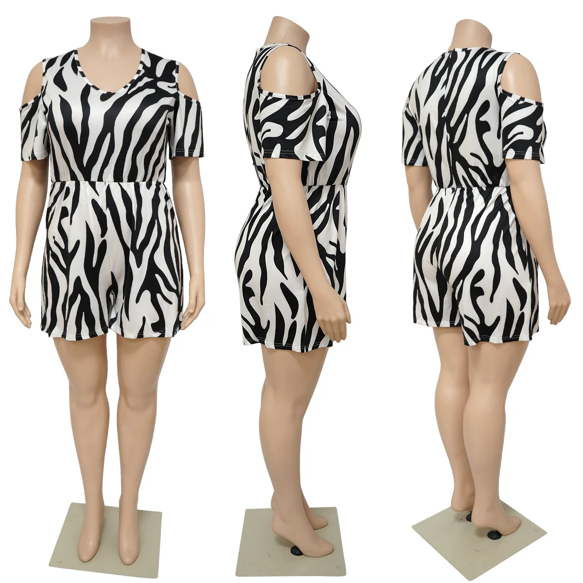 Plus Size Women Jumpsuits Striped Print One Piece Outfit 2022 Summer Fashion Bodycon Jumpsuits Sexy Lady Short Pant Wholesale
