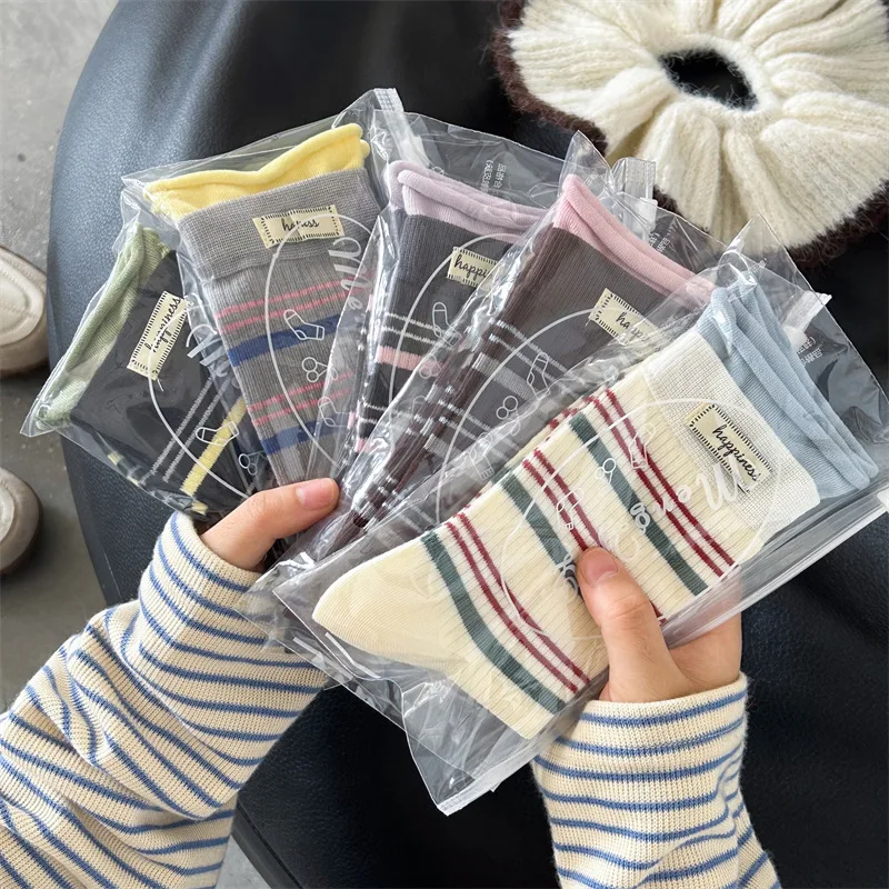 5 Paar modische, vielseitige, gestreifte, kontrastierende Mid-Tube-Socken für Herbst und Winter, lässige, bequeme, gespleißte Fake-Pile-Socken – Detail 10