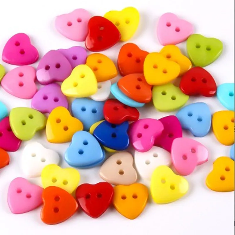 

100Pcs 2 Holes Heart Buttons Candy Color Decoration Sewing Craft Flatback Sewing Scrapbooking Button DIY