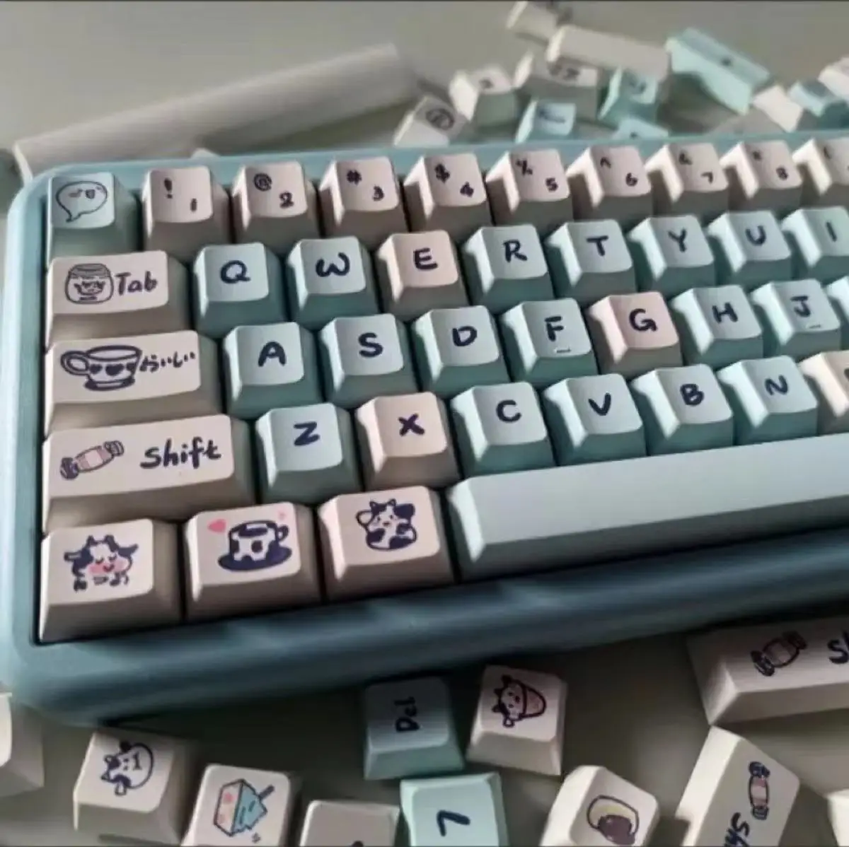 

Pbt Keycaps 130 Keys Cherry Height Candy Patterned Keycaps Combination Of Light Blue And White Keycaps For Mechanical Keyboard