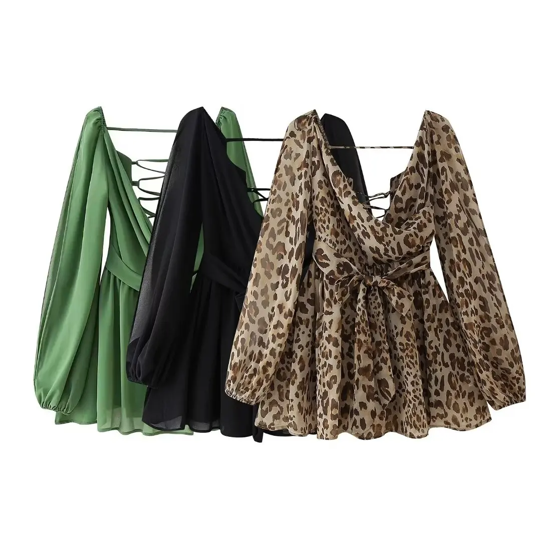 

Женское мини-платье с вырезами и открытой спиной, на шнуровке