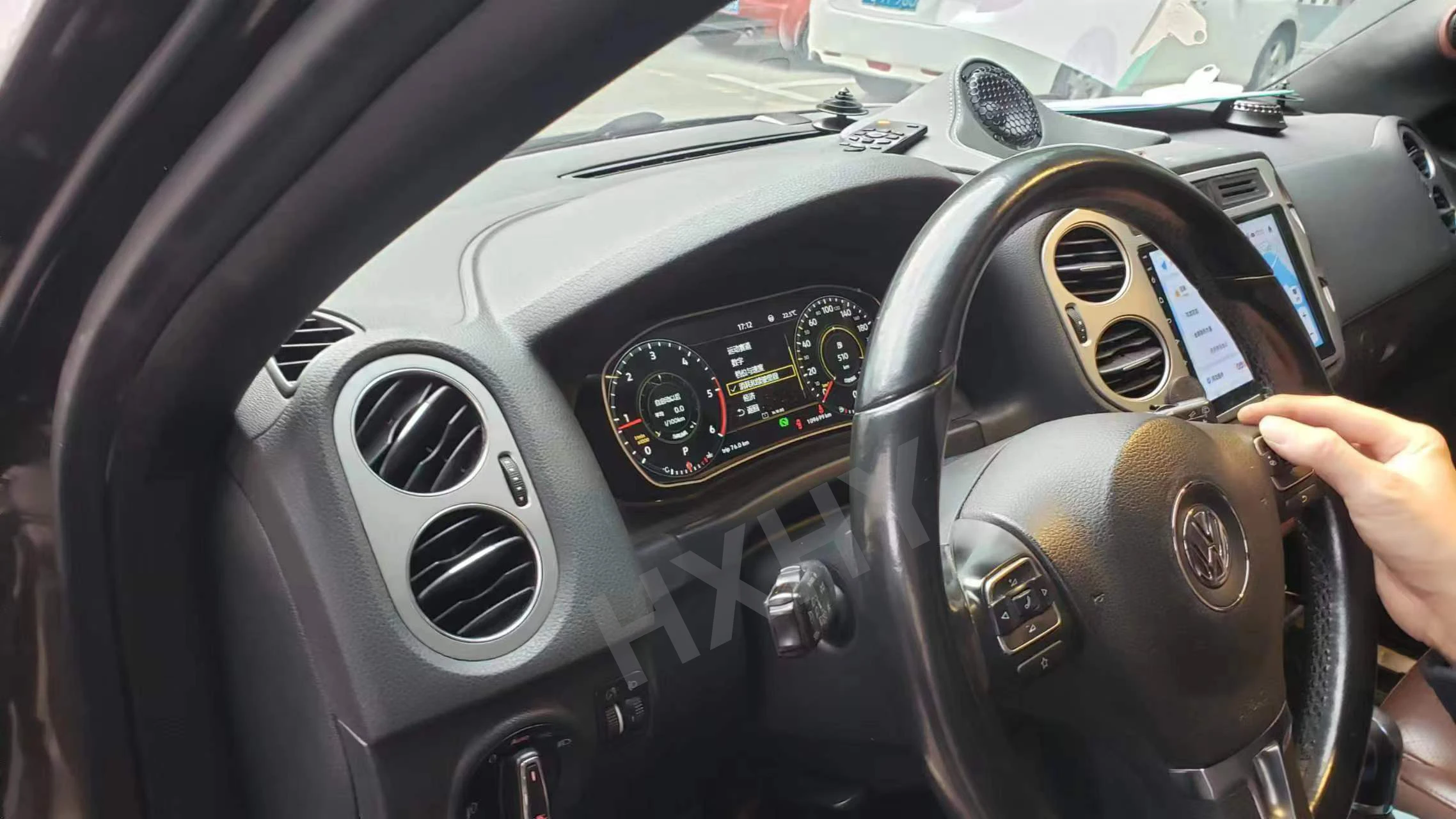 ڵ LCD  Ŭ   ӵ  ī÷, VW Tiguan 2010-2016  ũ г 
