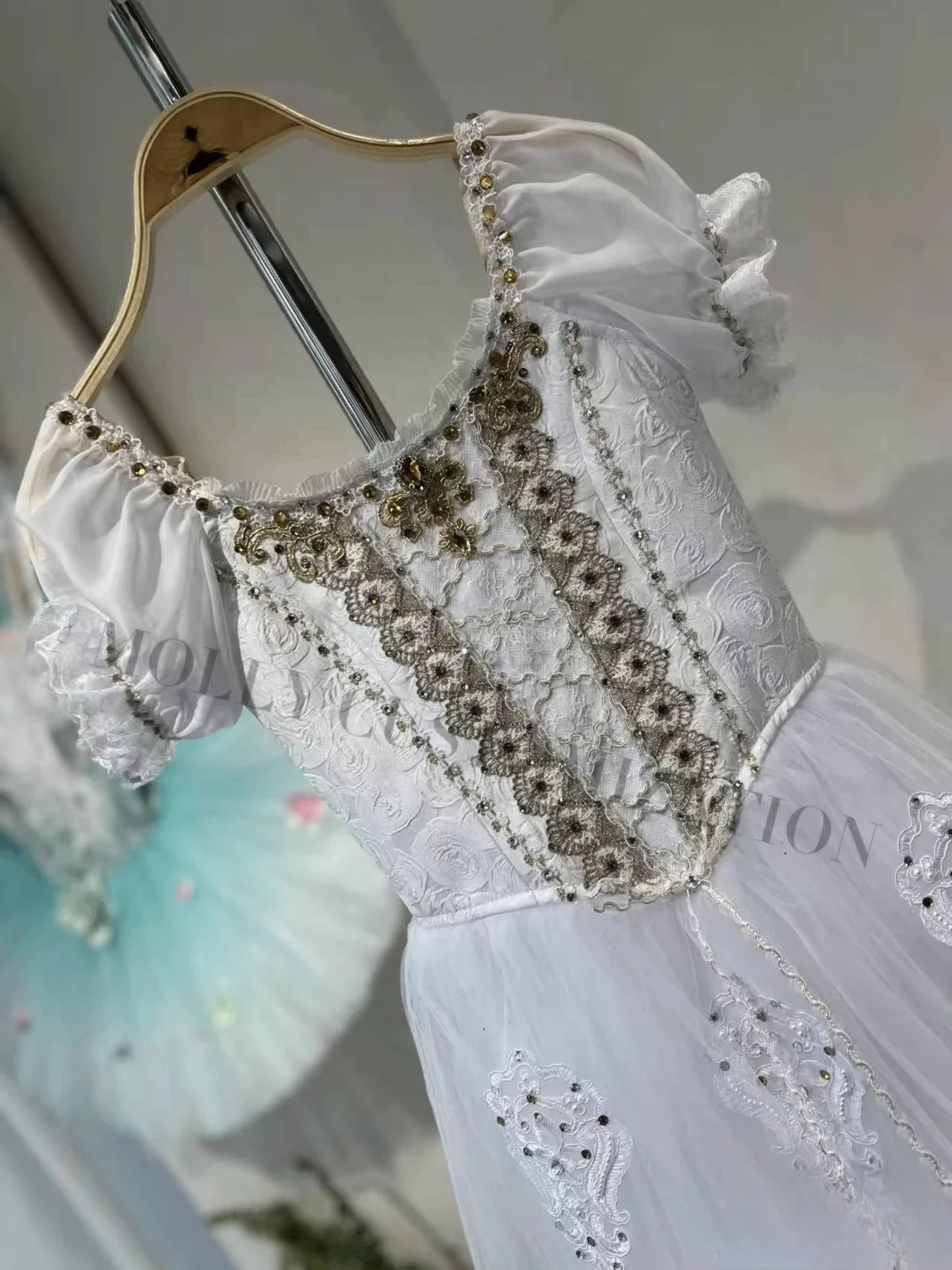 Neuer maßgeschneiderter Clara-Nussknacker-Variationen-Ballett-Wettbewerbsrock aus langem Gaze für Erwachsene und Kinder – Detail 4