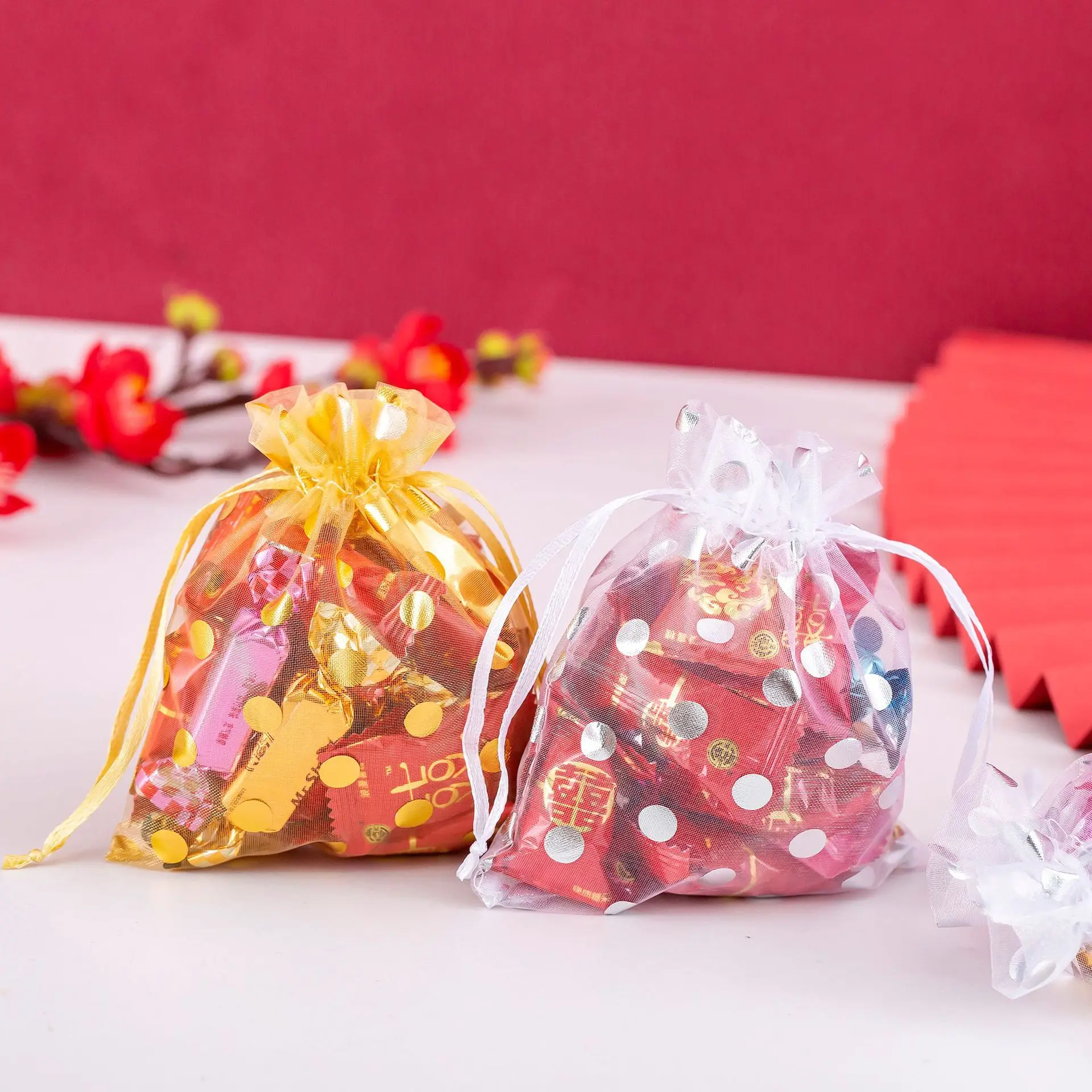25/50/100 Stück Organza-Geschenkbeutel in Goldfarbe mit rundem Punktmuster, Schmuckbeutel, Hochzeits- und Party-Süßigkeiten-Verpackungsbeutel, Geschenkaufbewahrungsbeutel – Detail 5