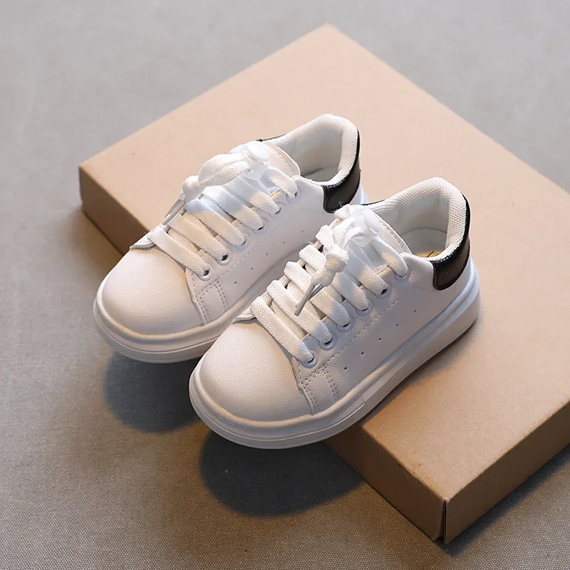 Sports Shoes Kids Sneakers Kids Shoes Spring New Children Fashion Soft White Boys Sports Shoes Korean Style Students Lace-up Light Sneakers for Girls Versatile