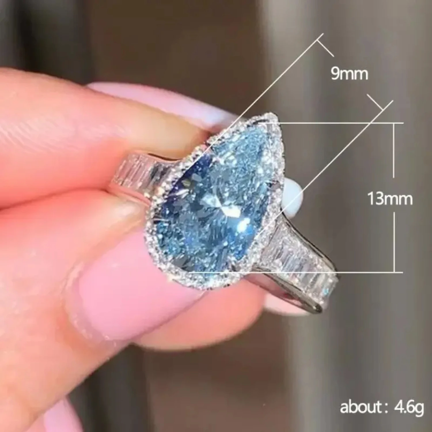 Exquisite and Stunning Water-drop Blue Zircon Engagement Ring with Sparkling Gemstone-Elegant Design for Women's Wedding Band