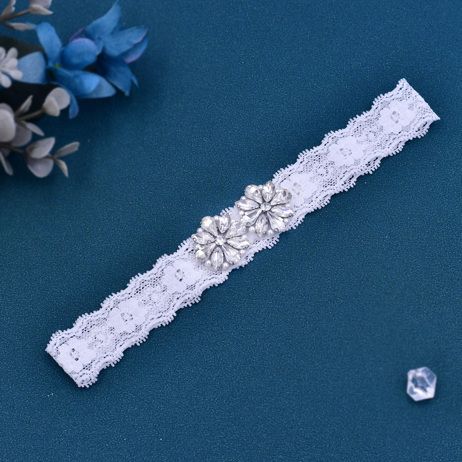 Sexy Girls Garter Set White Lace Bridal for Women Silver Rhinestone Belt  Black Wedding Garters for Bride Dress S86