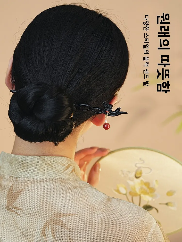 붉은 호박색 나무 머리핀 새로운 중국 스타일 남부 붉은 마노 고대 중국 설날 전통 헤어 액세서리 수제 광택 마감