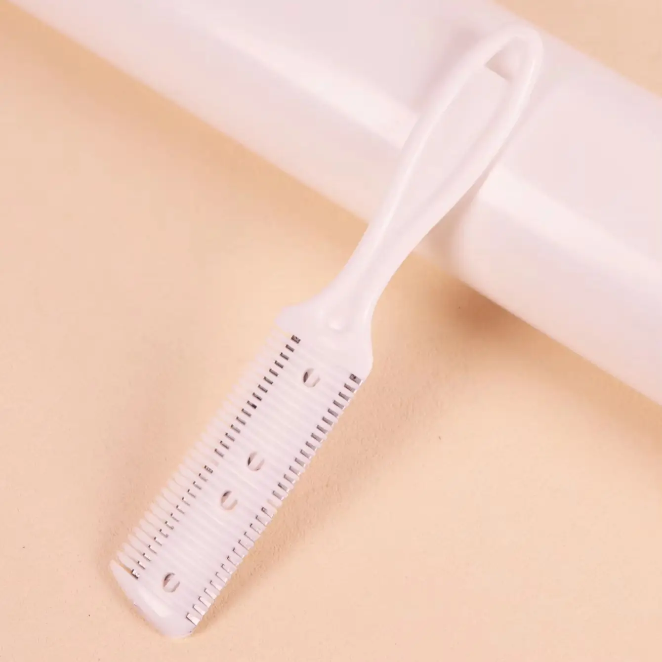 Hair styling tool - hair shaver, hair comb with shaver, double-sided styling brush, styling tools, special for real hair wigs