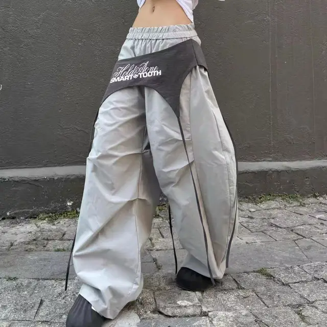 Women's Y2K Style Wide Leg Cargo Pants Cross-layer Straps Design Casual Hip Hop Dance Streetwear Trousers