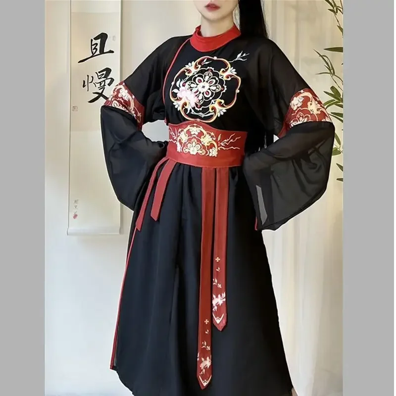 

Chinese Style Exquisite Embroidered Hanfu Suit Ethnic Style Fashion Clothes Elegant Streetwear Casual Chinese Traditional Dress