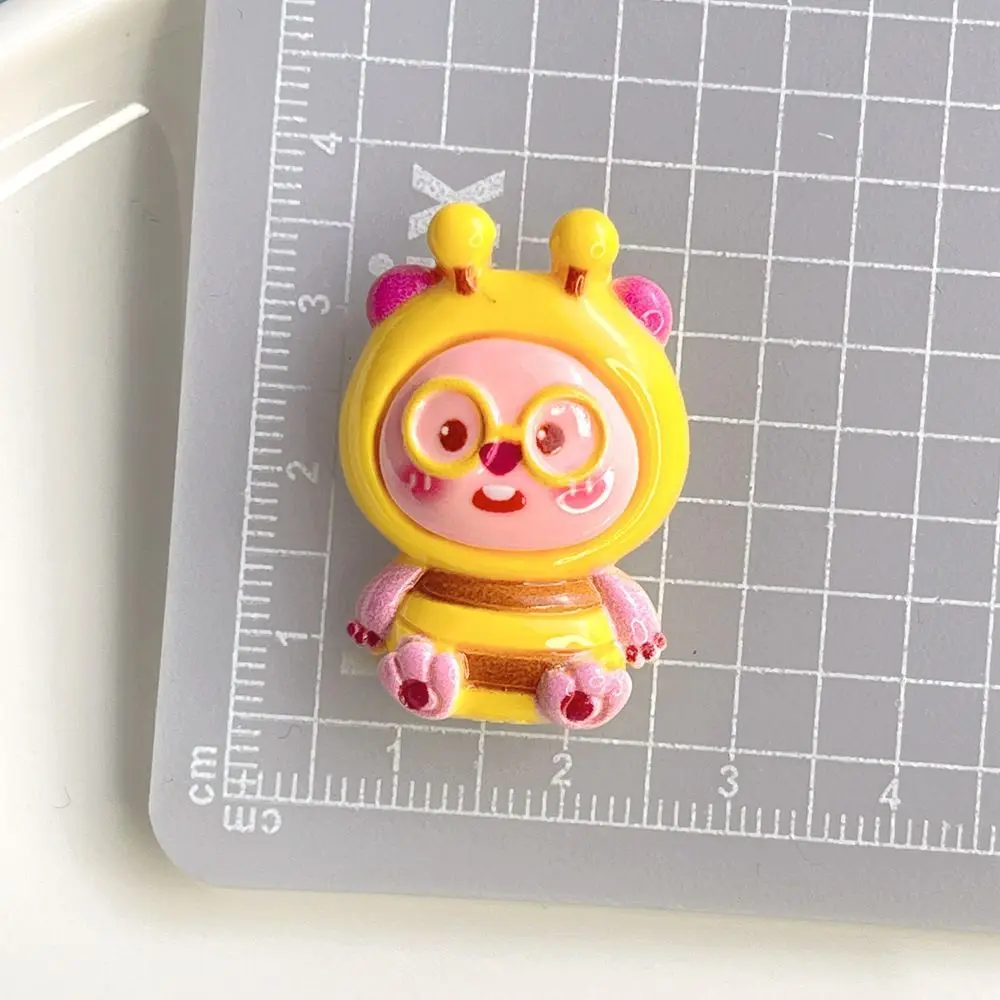 thumbnail image 1 of Accesorios de joyería de bricolaje con forma de animé Loopy, material de resina de dibujos animados, modelo de juguete casero, materiales hechos a mano, regalos de cumpleaños para niños, 1 of 5