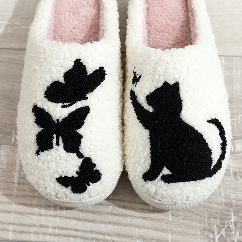 Cartoon Embroidery Plush Slippers for Women 2025 Soft Platform Home Slides Woman Winter Cute Warm Non-Slip Indoor Slippers Mujer