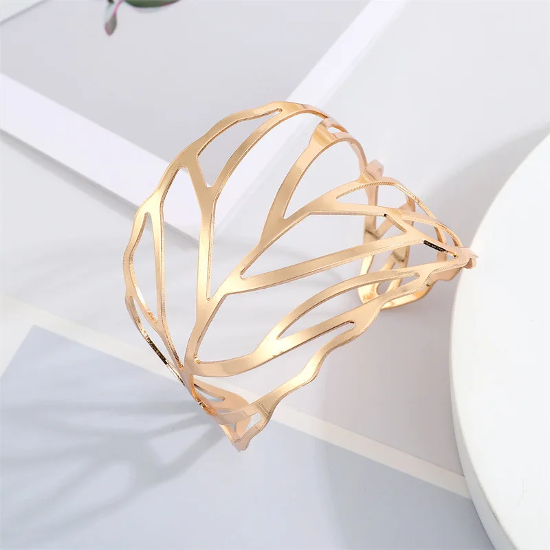 

Vintage Simple Metal Hollow Out Geometric Shape Bracelets