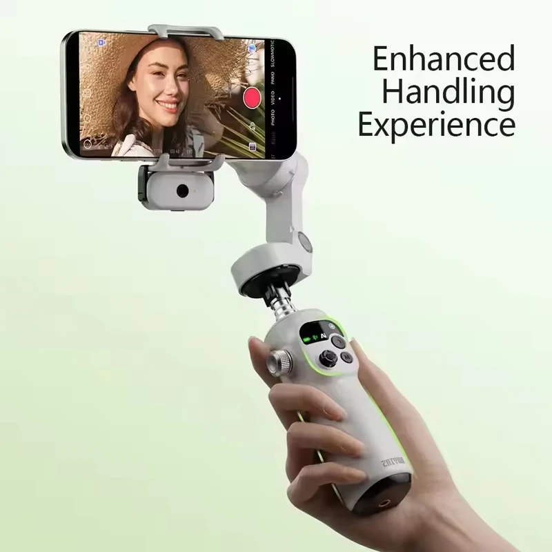 Gros plan sur la poignée ergonomique du ZHIYUN Q5 Ultra avec boutons de contrôle et joystick, fond gris - Achetez ZHIYUN Q5 Ultra Gimbal Smartphone 3 Axes