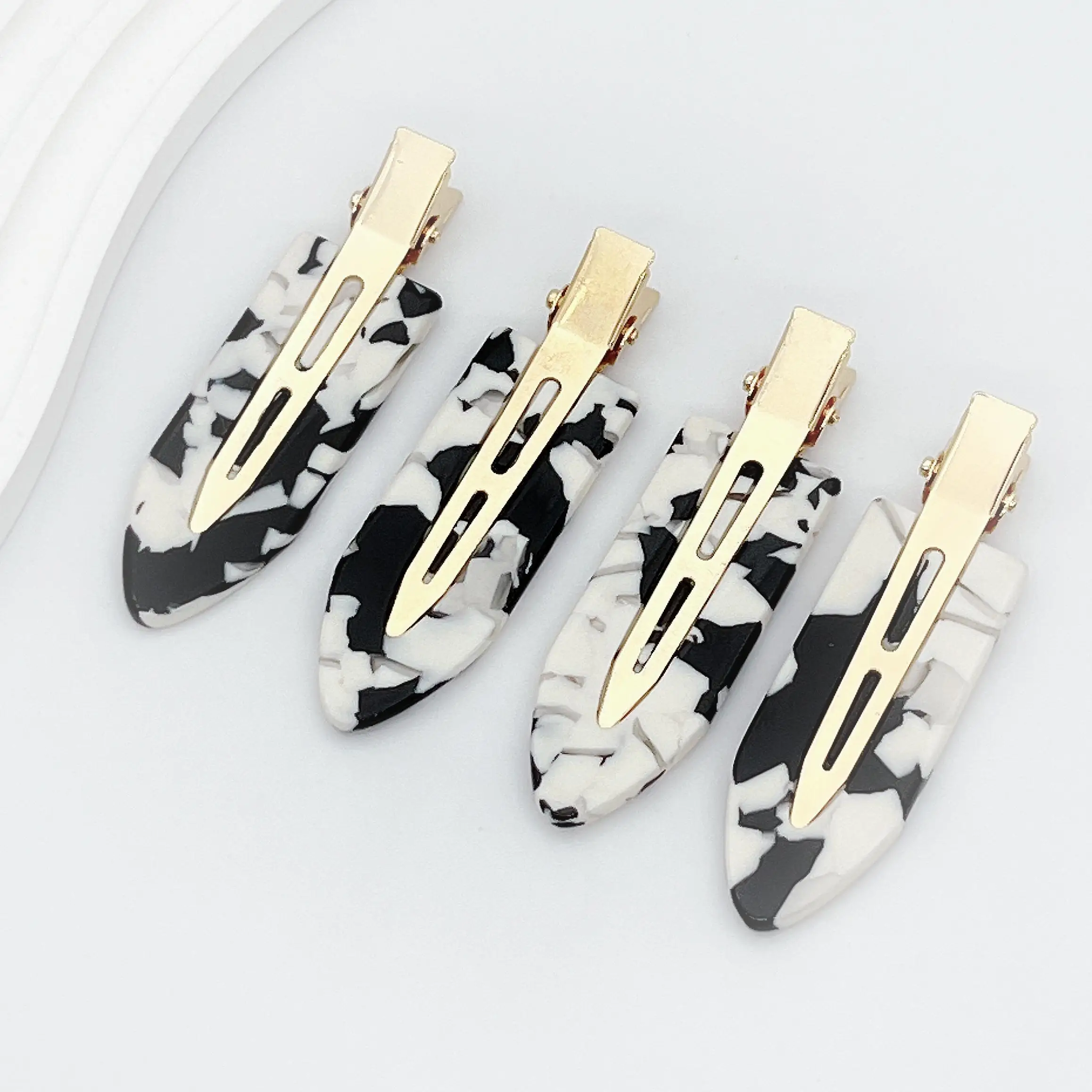 4-teiliges, nicht biegendes Haarnadel-Styling, flacher Acryl-Clip, knitterfreie, kleine Nadel zum Crimpen, nahtloses Fransen-Haarnadel-Werkzeug für Mak – Detail 8