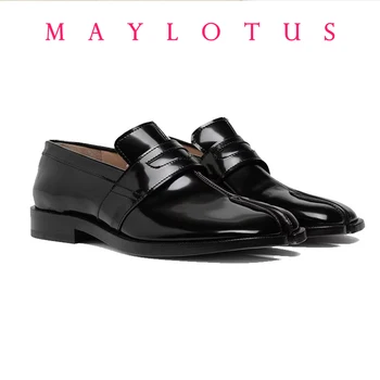New Black Tabi Shoes Women Split Toe Flats Woman Thin Sole Shoes chaussure femme Leisure Loafers Woman Fashion zapatos de mujer 1