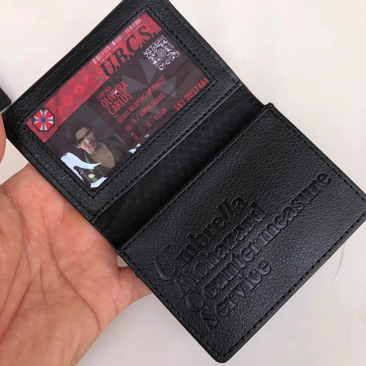 バイオハザード　財布 Amazon.co.jp: 財布 バイオハザード アンブレラ BIOHAZARD
