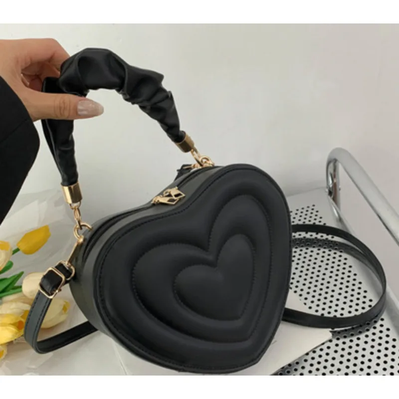 Trendy Shoulder Bag Shaped Heart Cute Crossbody Handbags For Women Casual High-Quality Messenger Versatile Luxury Multicolored