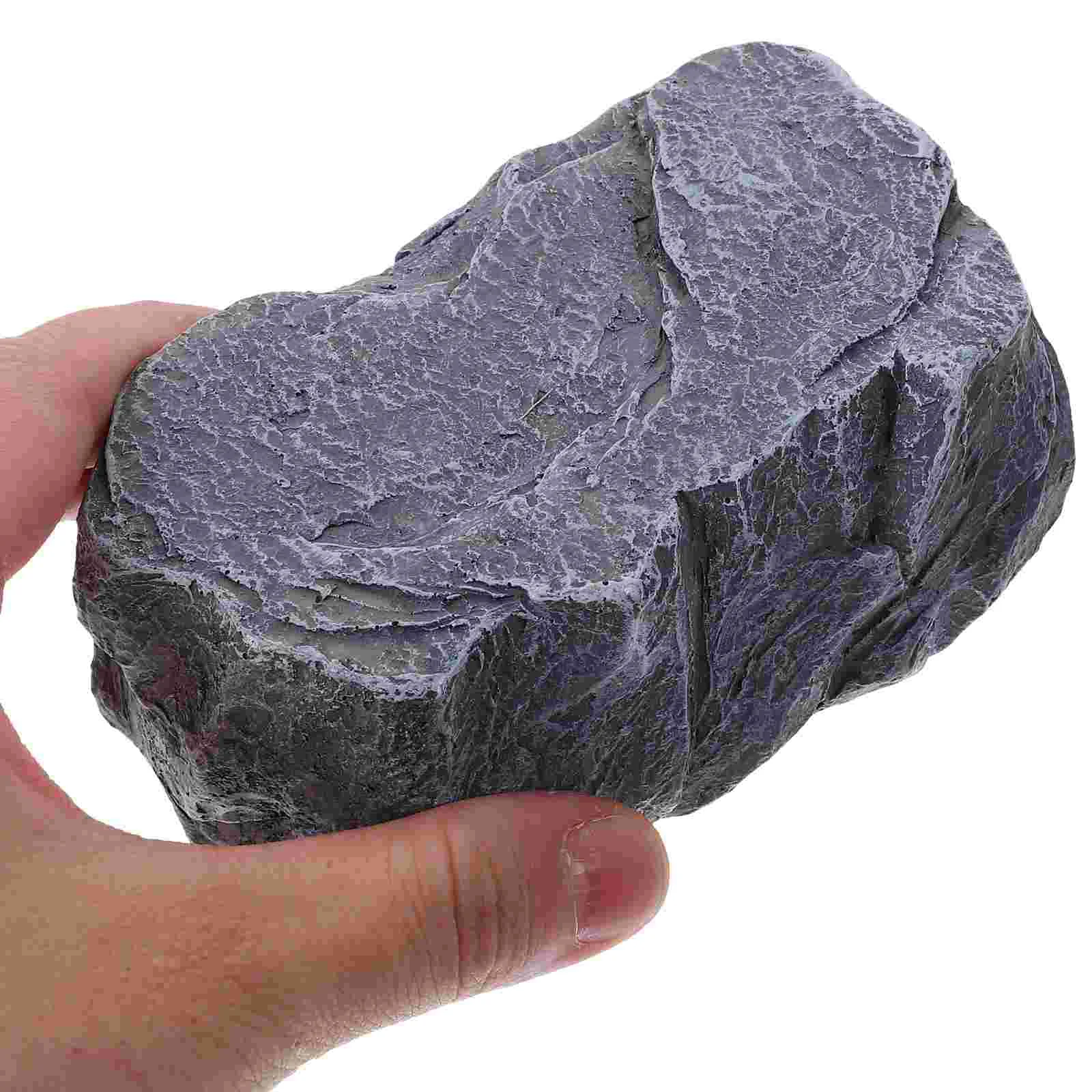 Рисунок 2 - Чехол для ключей Rock Key Hider