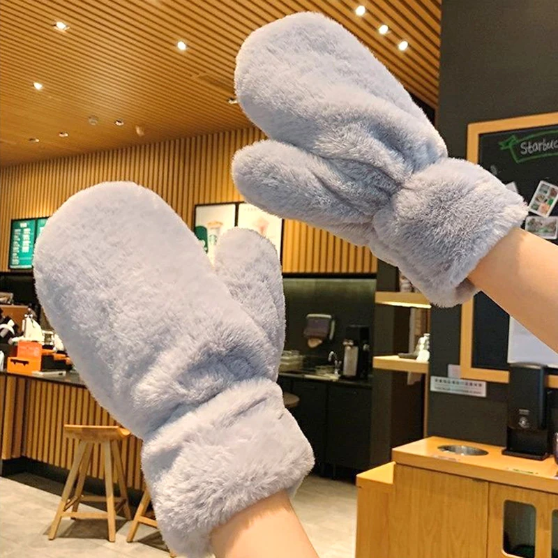 

Winter Cute Fluffy Artificial Fur Gloves Thickened Soft Solid Color Gloves Protection Outside Casual Windproof Cold Warm Gift