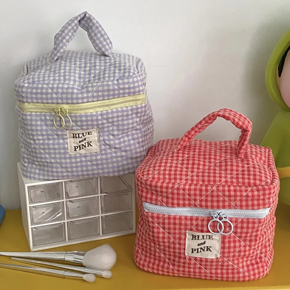 Large Capacity Cotton Makeup Bag Women Checkered Brushes Storage Bag Sweet Cute Travel Toiletry Bag Casual Ladies Soft Organizer 3