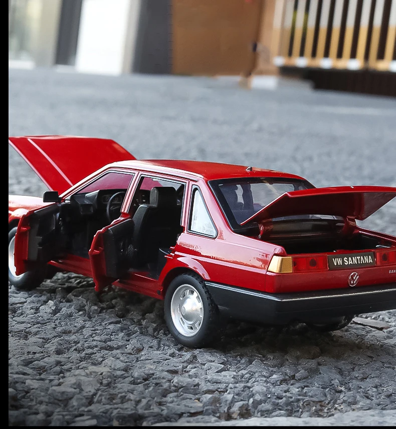Volkswagen Santana 1:24 Ölçekli Model Araba