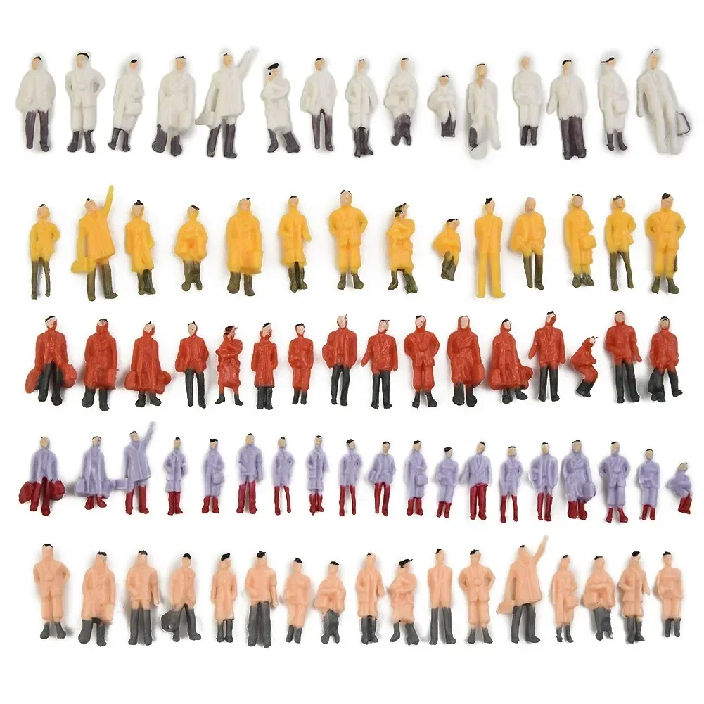 Mini Figure Persone In Plastica 1:87 – Set Da 24 Pezzi Dipinti A Mano Per Modellini Ferroviari, Diorami E Case Delle Bambole