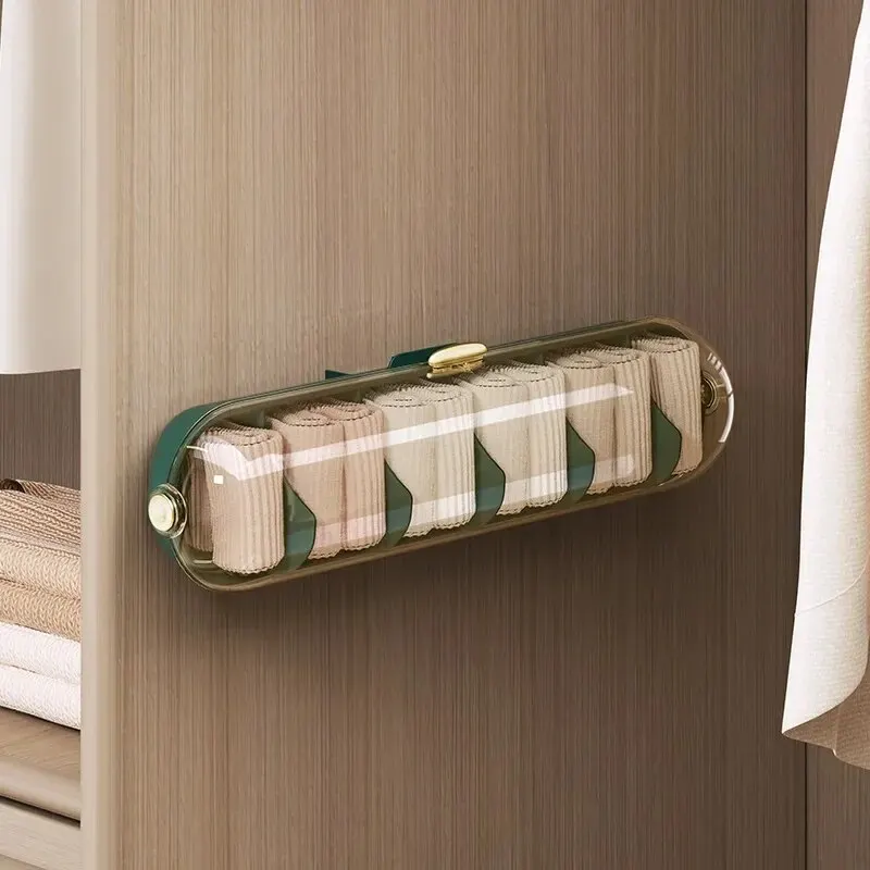 Light luxury green-transparent black