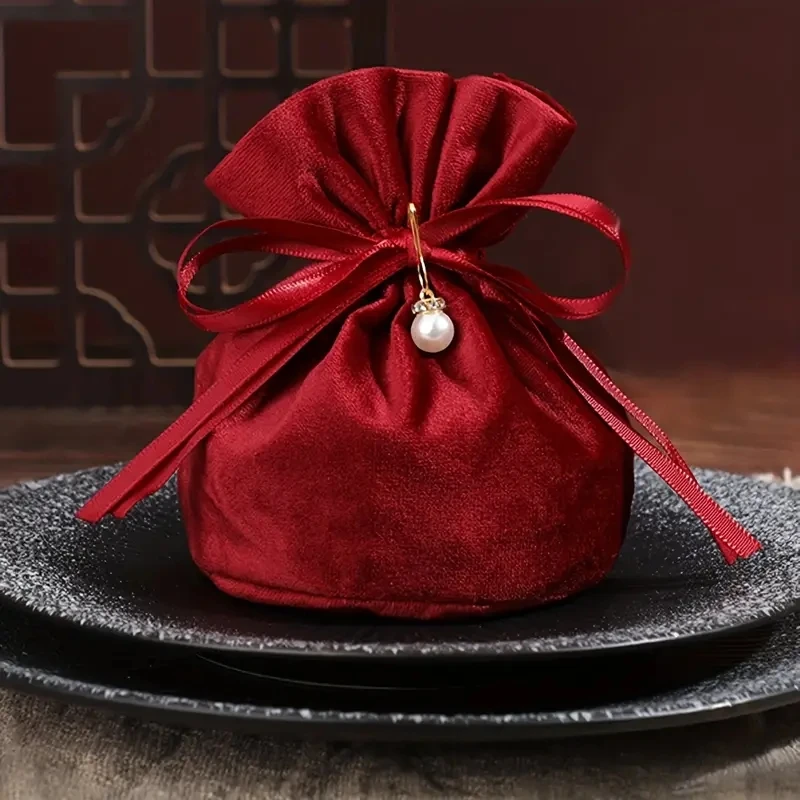Elegant Wedding Favor Bag With Pearl Charm