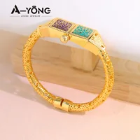 1365198-a3d5a1.jpg