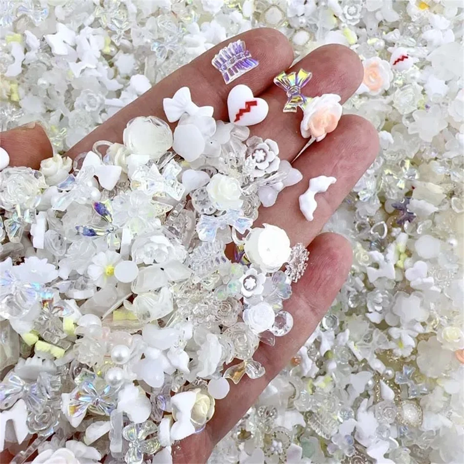 50pcs zufällig gemischte Form Harz Blume Nagel Charms Teile Bogen Liebe transparente Rose Bär Nail Art Dekorationen Zubehör DIY – Detail 2