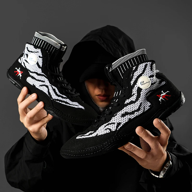 Women's Men's Training Fighting Boots Boxing Shoes Wrestling Shoes Fitness Equipment Gear Combat Sports