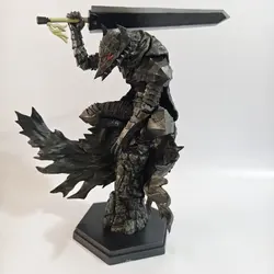 Berserk Guts Anime Figure in Armor - 23cm Japanese Classics Statue for Desktop Decoration and Collectible Gifts (23cm Guts)