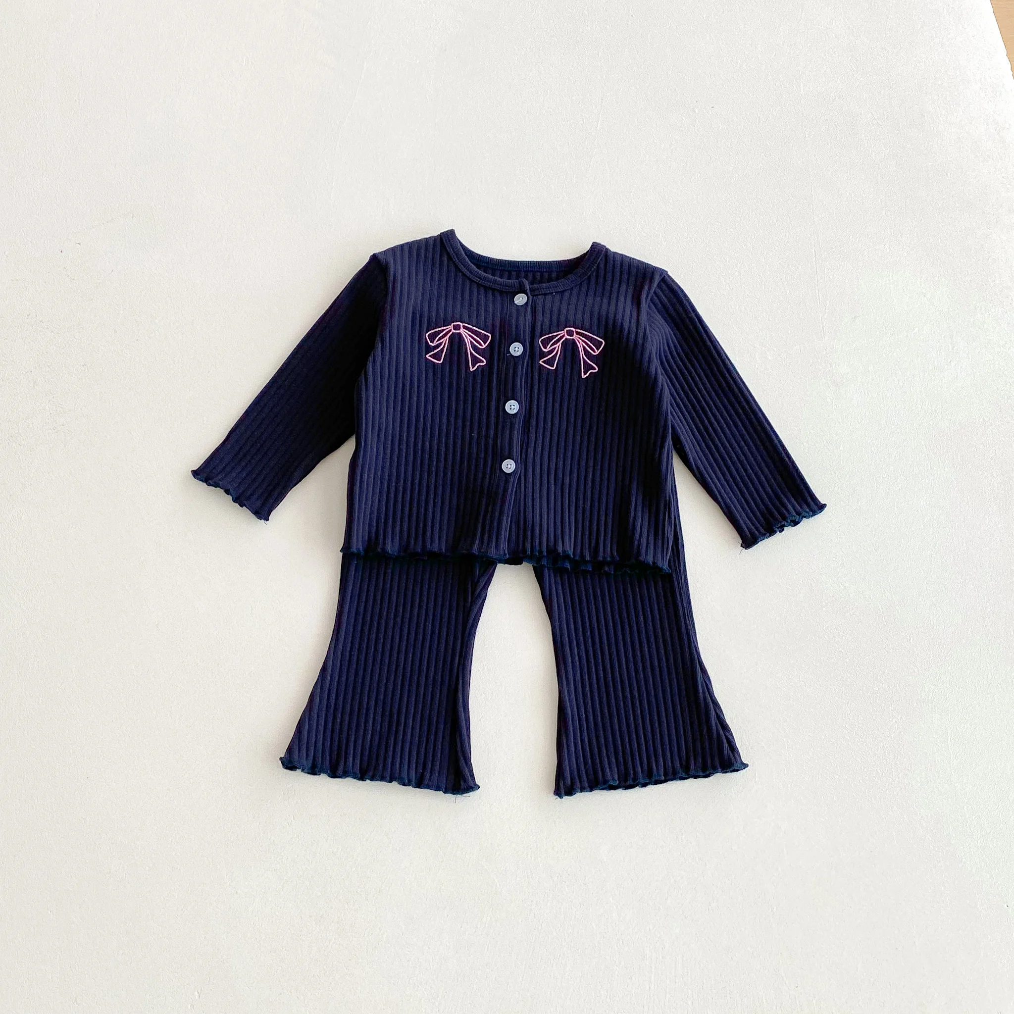 가을  소녀 핏 스트라이프 캐주얼 긴 바지 세트, 리본 프린트 긴팔 가디건 + 플레어 긴 바지 세트