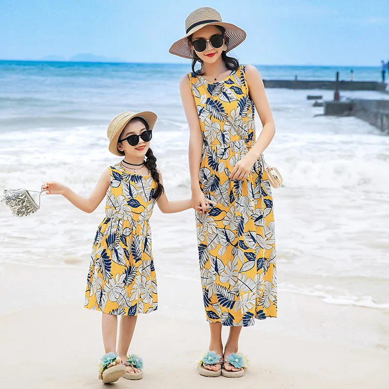 Summer Family Matching Outfits Mommy and Daughter Clothes Family Look Dress  Mother Daughter Dress - China Baby Dress and Kids Clothing price