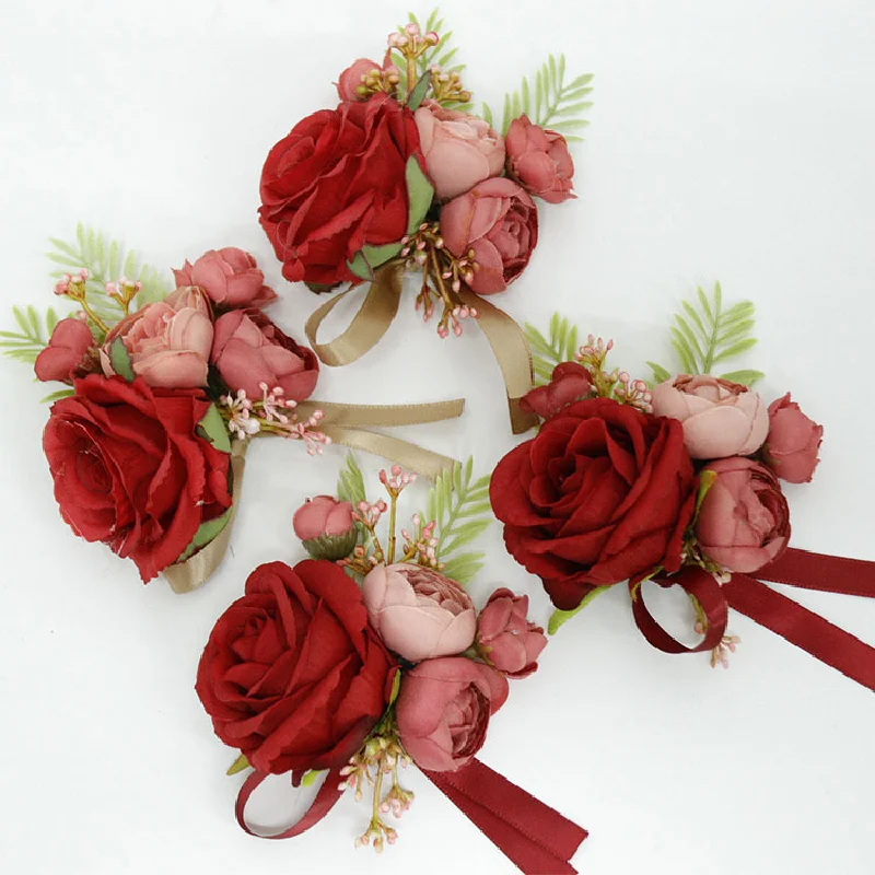 Рисунок 4 - Бутоньерка и запястье Corsag