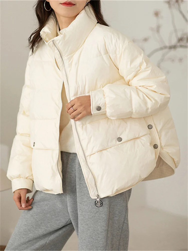 

Down Jacket Women Short Korean Loose Stand Collar 90 White Duck Down Coat 2023 Spring New Fashion High Quality Irregular Outwear