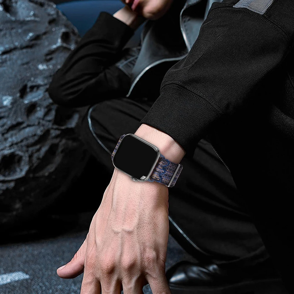 Durable Nylon Loop Strap for Smartwatches - Adjustable and Comfortable Watchband