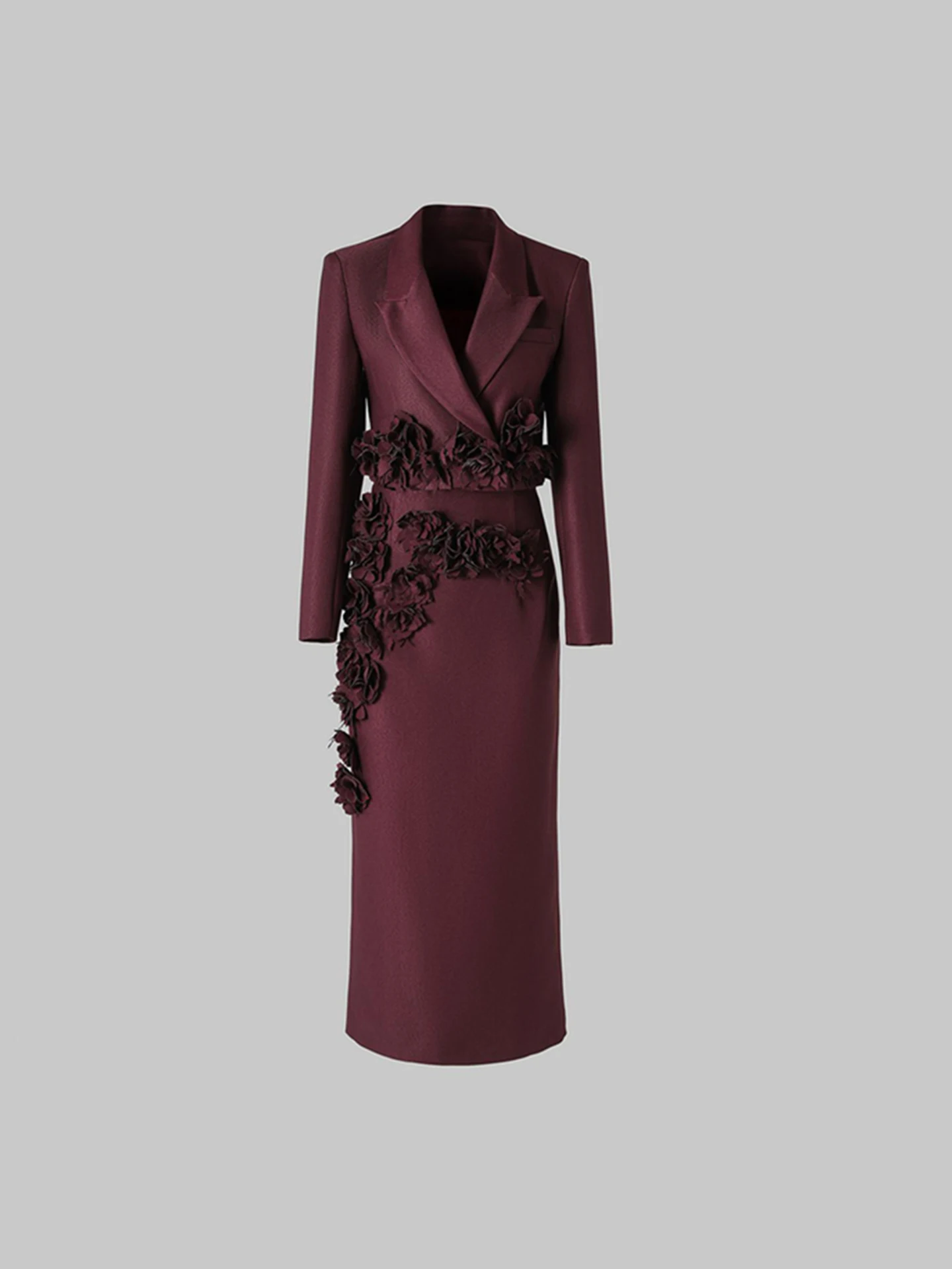 طقم نسائي تنورة وسترة Hanah