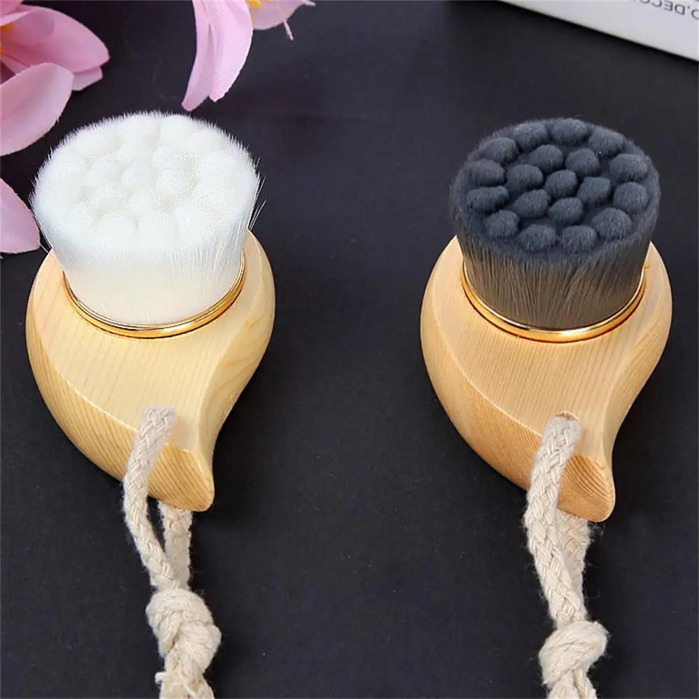 Deluxe Wooden Handle Facial Cleansing Brush - Deep Cleanse & Revitalize Your Skin