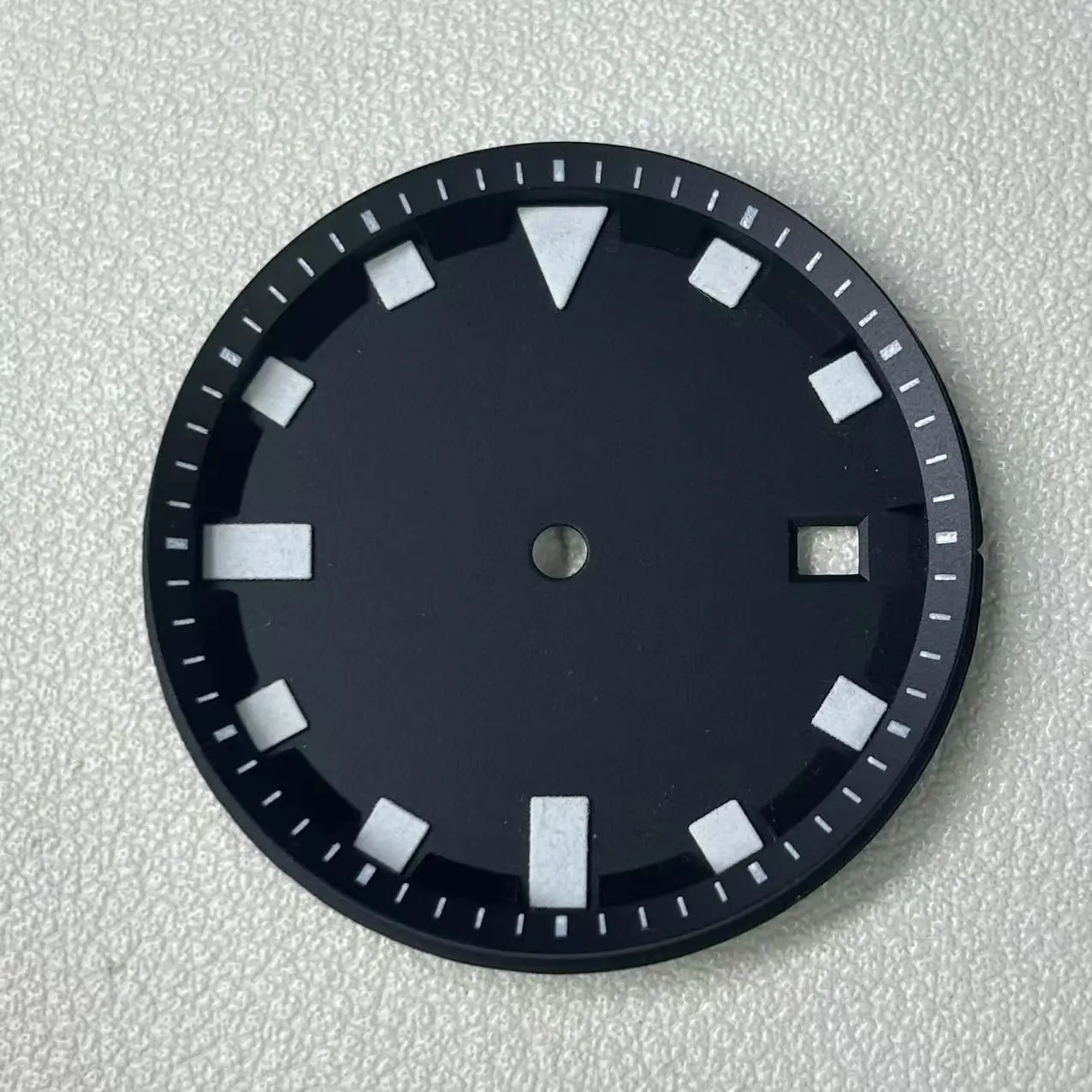 High-Quality Stainless Steel Men's Watch Dial - 31.8mm Diameter, 42.5mm Accessory Case